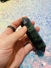 Load image into Gallery viewer, Ruby in zoisite DT point