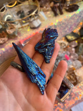 Load image into Gallery viewer, Blue Aura Kyanite Fans
